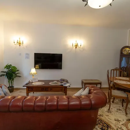 Przy Czarnej Bramie شقة كوادسكوم