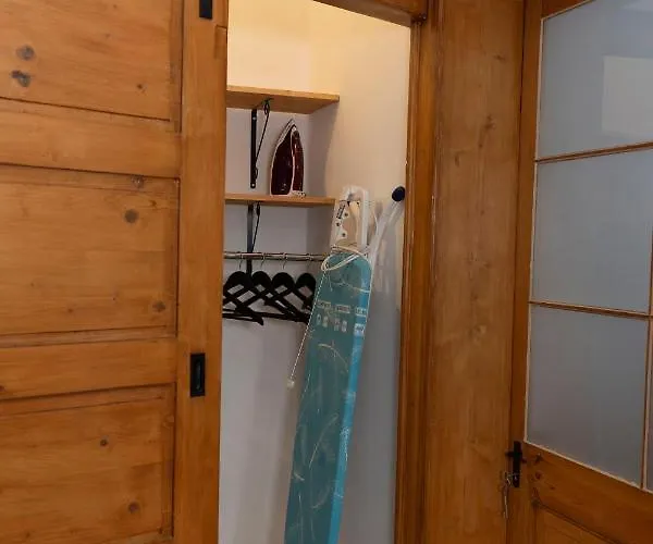 Przy Czarnej Bramie *